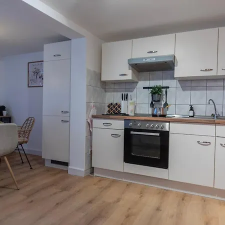 Ferienwohnung Cozy I Hochwertig Eingerichtet Netflix Parkplatz Nespresso Longkamp Exterior foto